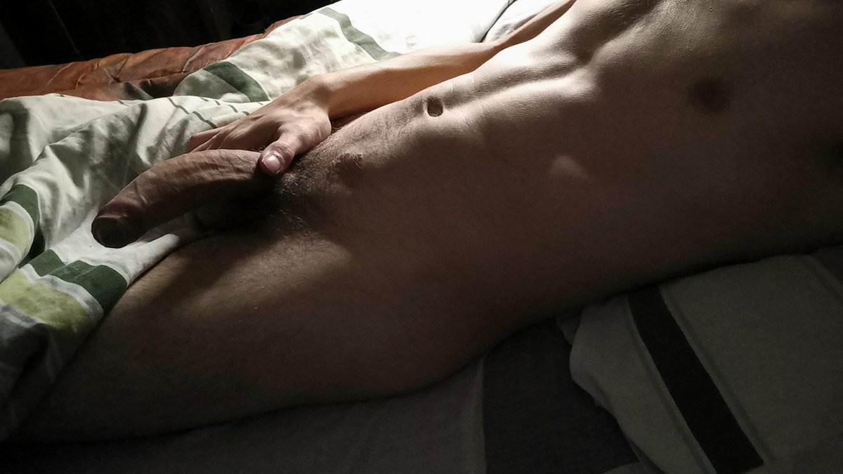 IvanLonewolf17's tweet photo. Parece que alguien se despertó antes que yo 👀 https://t.co/AL8f522qcr
