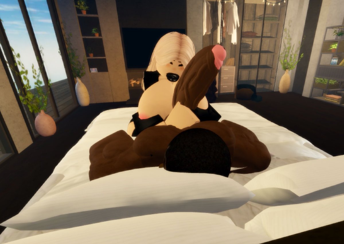emeryafterdark's tweet photo. just a few pics 🖤
#roblox #nsfw #roblacked https://t.co/9fbNHmmzhx