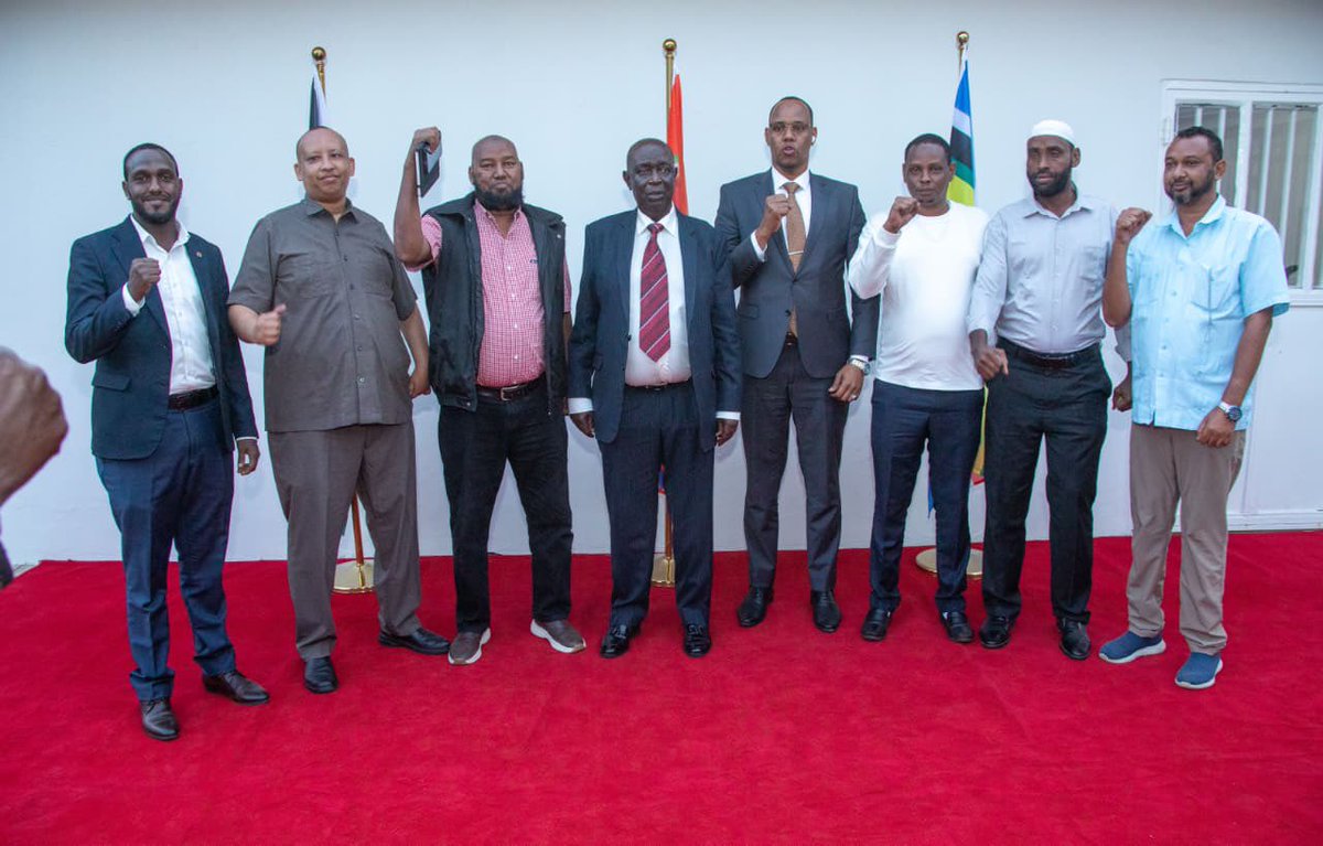 DrOburu_O's tweet photo. A beehive of engagements defined my day, underscoring our unwavering commitment to strengthening the ODM Party and engaging leaders from every corner of our country.

​I concluded the day's activities by hosting a vibrant delegation of leaders from the Northern Kenya Corridor, representing Marsabit, Isiolo, Mandera and Wajir counties. Our discussions focused on strengthening ODM grassroots structures, expanding party membership, and reinforcing the need for free, fair, and credible party nominations.

 I emphasized on ​transparent nominations remains a top priority in my leadership.

I reaffirmed to the delegation that institutionalizing credible party primaries is a lasting legacy I am determined to build for ODM.

 Together, we are building a stronger, more inclusive democratic movement.