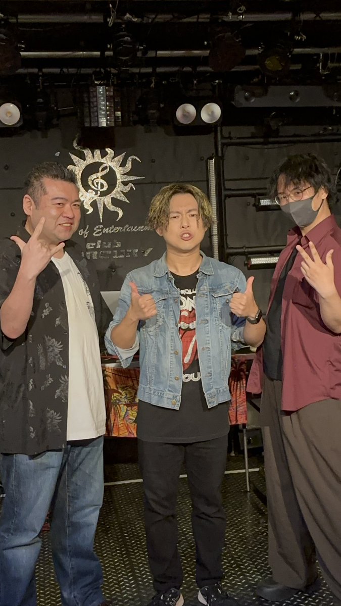 akipyon_snoopy's tweet photo. 最高の時間に感謝✨水水曜Mercury
CEOとオレカツ戦士達
審判からのアツいコメント
緊張の中もしっかりと役目を果たす会長🧸💛
どれだけお世話になったかわからない鳥健の前打上げとおにぎり🐔🍙
全てが素晴らしすぎました❤️
ありがとうございます🥰
#わたしたちのオレカツ熱
#OML
#オレカツ中度 https://t.co/Ucl2c7Iir9
