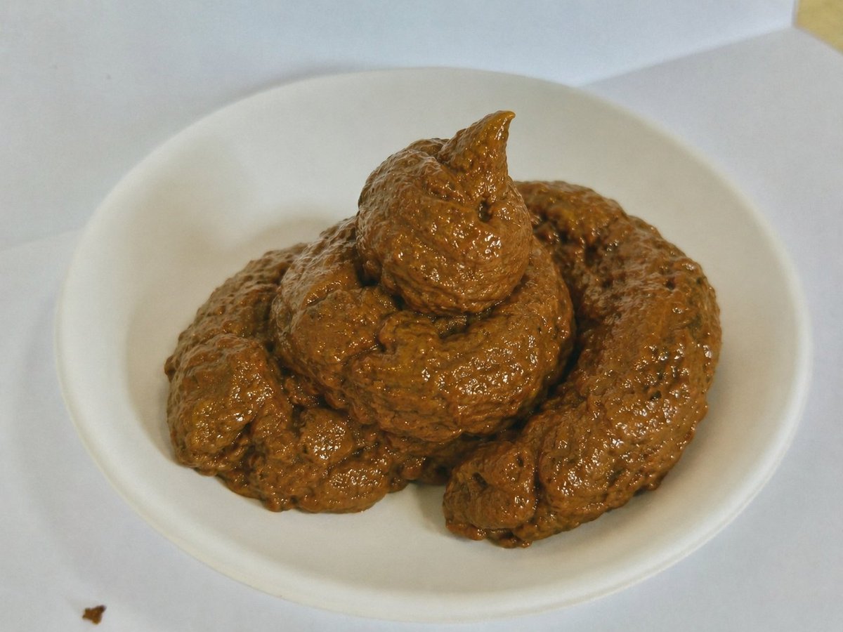 ed_phelps50's tweet photo. Food is ready who is ready to eat 💩😈 #humantoilet https://t.co/nxllRxoh1Q