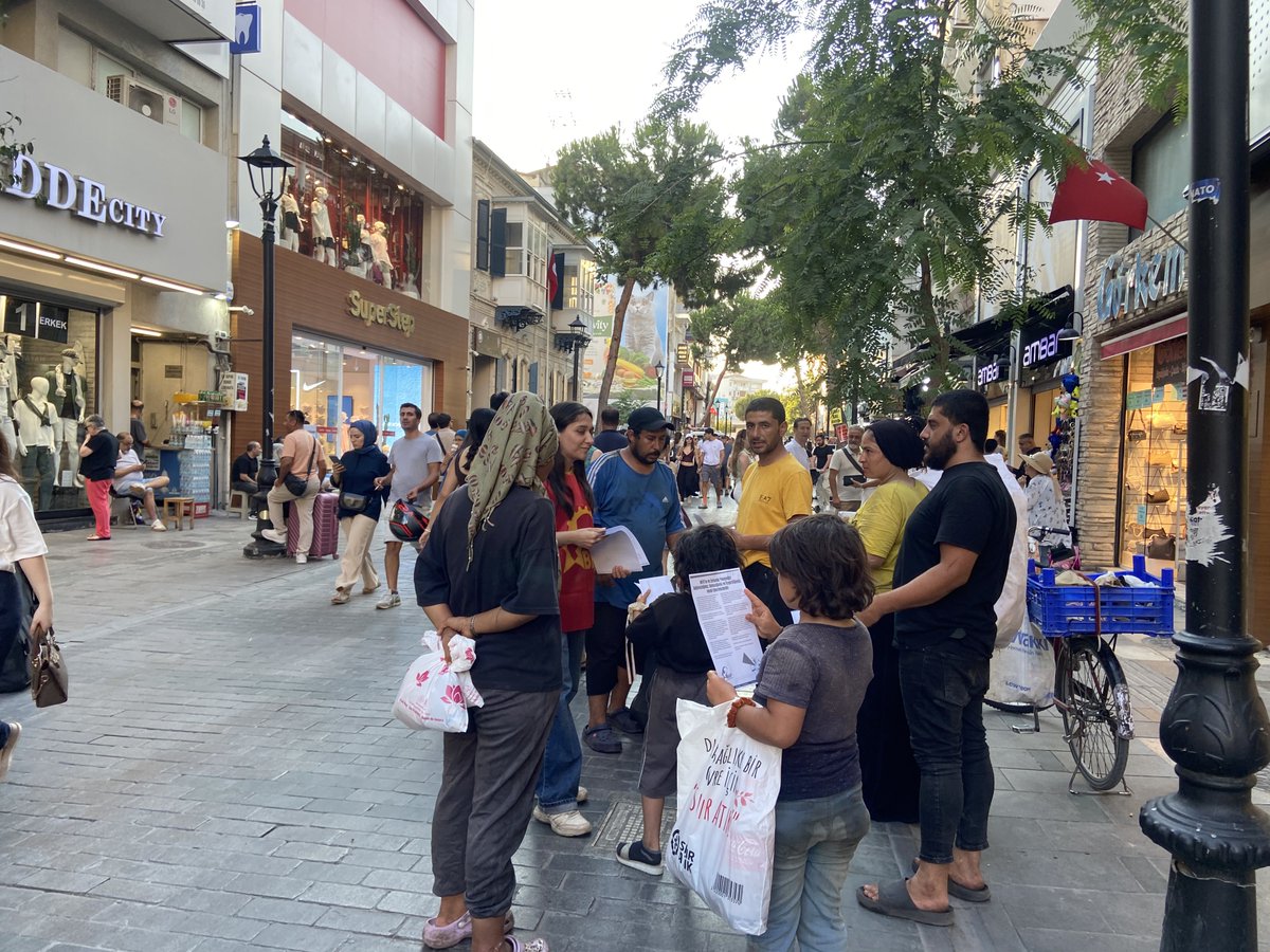 BKP_Sosyal's tweet photo. NATO’yu ve Zorbalığı Yeneceğiz!

Bildirilerimiz ile İzmir Karşıyaka’daydık.

NATO’dan çıkılsın, üsler kapatılsın! https://t.co/CxEqOgXqPR