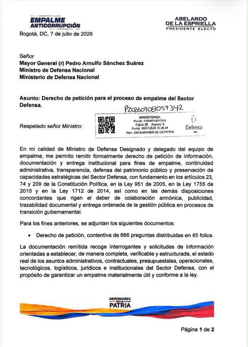 UltimaHoraCR's tweet photo. #JUSTICIA | El ministro de Defensa del Gobierno electo de Abelardo de la Espriella, general (r) Jorge Eduardo Mora López, radicó ante la cartera de Defensa un derecho de petición con 666 preguntas distribuidas en 85 folios. 

Se busca información administrativa, presupuestal, contractual, operacional, logística, jurídica e institucional del Sector Defensa para el proceso de empalme. 

https://t.co/woHMRjWbSk