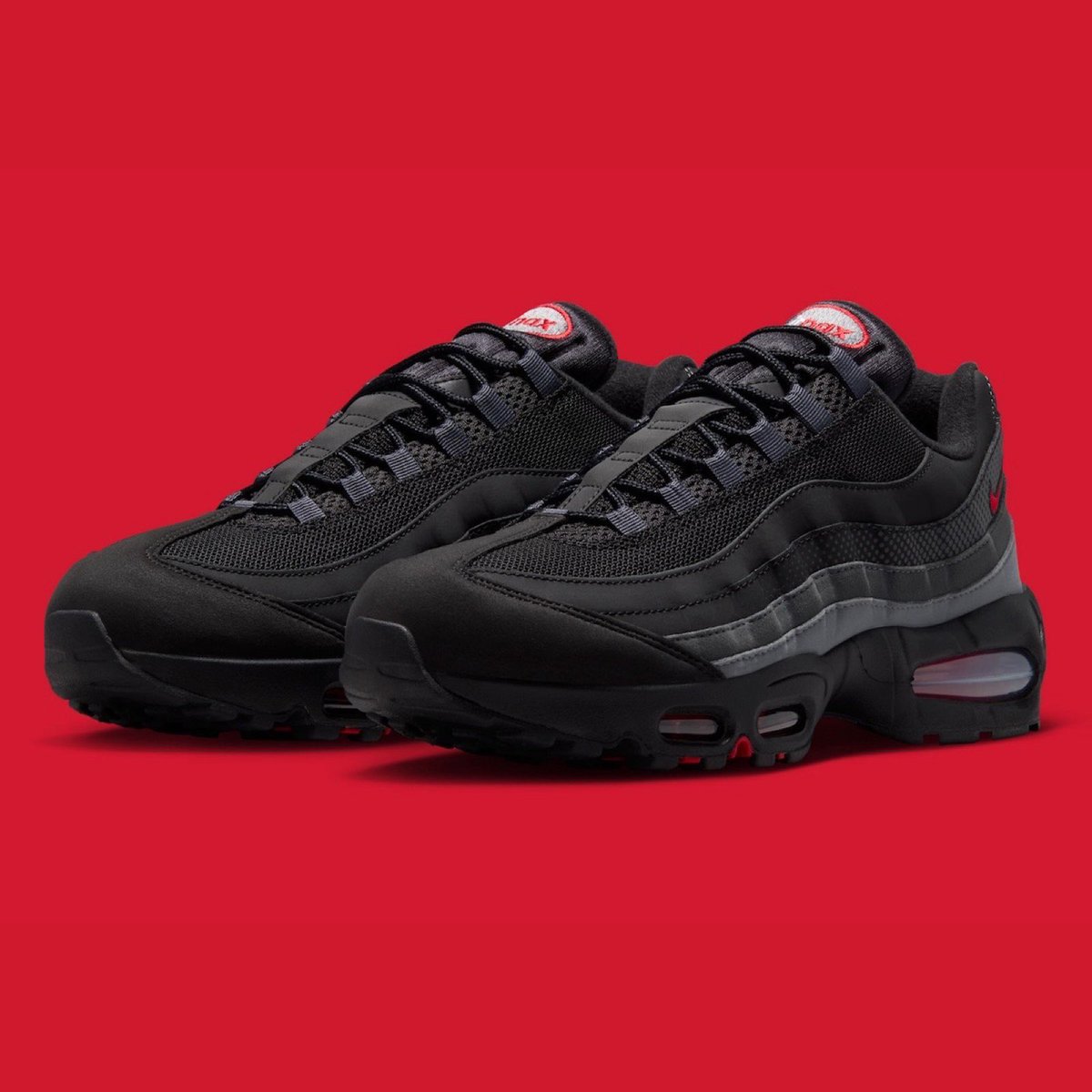 SBDetroit's tweet photo. New Air Max 95s 🖤❤️

DETAILS:  https://t.co/Rq4UA9DN4R https://t.co/3D6FQdfbyp