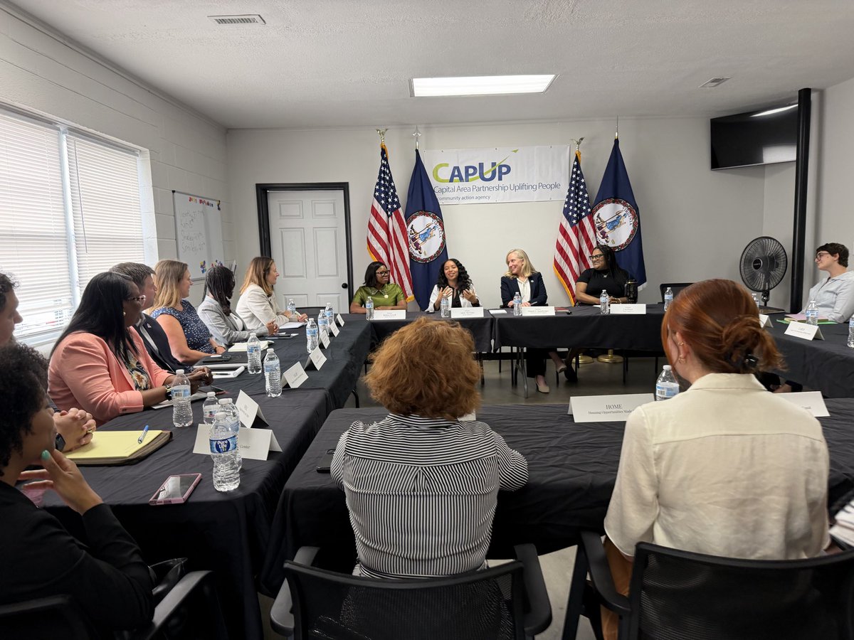 AdeleMcClure_'s tweet photo. Yesterday, I joined several colleagues at @GovernorVA Tenant Protection Roundtable. We discussed the tenant protection laws Dems passed this year, including 4 of my bills (HB329/HB527/HB834/HB837). We must listen to tenants and communities as we work to keep families housed. https://t.co/EaWiwdQJCs