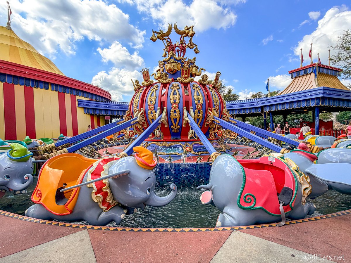 AllEarsNet's tweet photo. The 4 New Retro Ride Shirts From Amazon Everyone Will Be Wearing To Disney World https://t.co/NHkGxAl4tO https://t.co/ETTIozSJoH