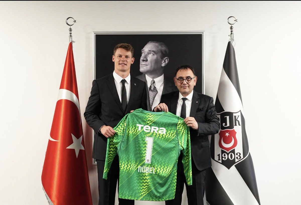 Muhammet38JK's tweet photo. Alexander Nübel 🇩🇪 ist offiziell ein Besiktas 🦅 Spieler ✅🤝

Unsere neue Nummer 1 unterschreibt einen Vertrag bis 2029 📑✍🏼

#Besiktas #transfer https://t.co/jARTmUEBb1
