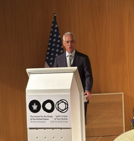 mikejgr's tweet photo. I was in the audience at @RahmEmanuel 's speech at Tel Aviv University this afternoon. 

And I had some thoughts (link below). https://t.co/C5jeCrP5Rx