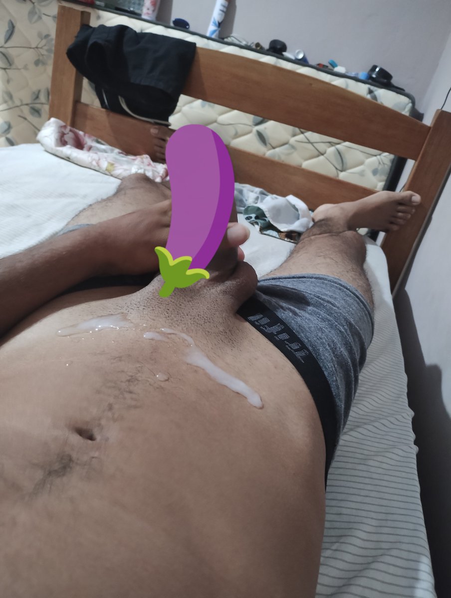 Instwallkr's tweet photo. O resultado do meu tesão 
Quem vai receber a próxima leitada??
Aproveita que continua duro 🍆 
Vem na dm só as safadinhas 😈

#PINTOAWARDS #PINTOSAWARDS #PINTOSAWARD #BUNDAAWARDS #BUNDASAWARDS #PEITOAWARDS #XOTASAWARDS https://t.co/7lQ7Uixe7w