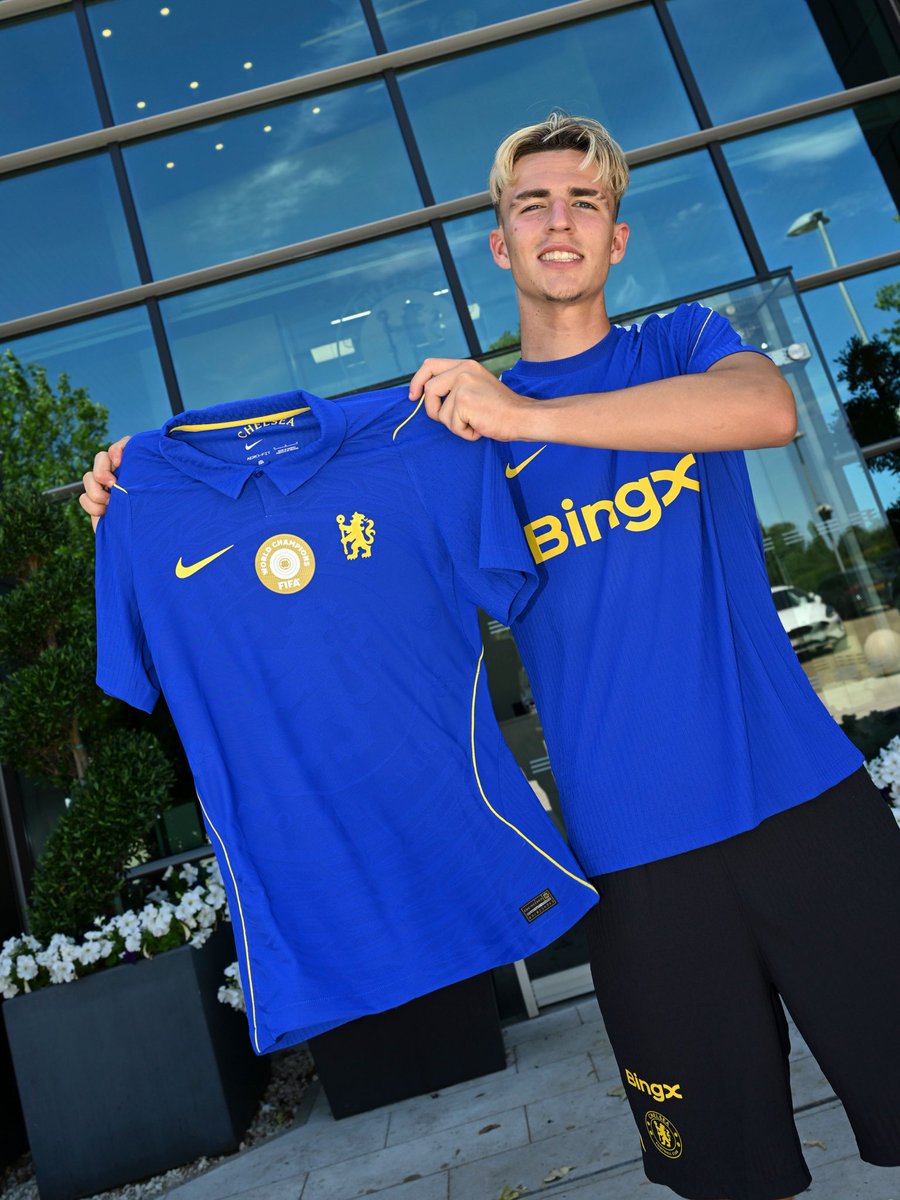 jessederry_'s tweet photo. delighted to extend my contract with this amazing club 💙 https://t.co/D2aaiD1IXS