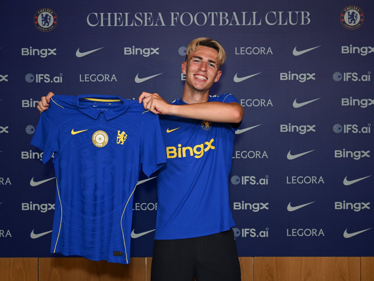 jessederry_'s tweet photo. delighted to extend my contract with this amazing club 💙 https://t.co/D2aaiD1IXS