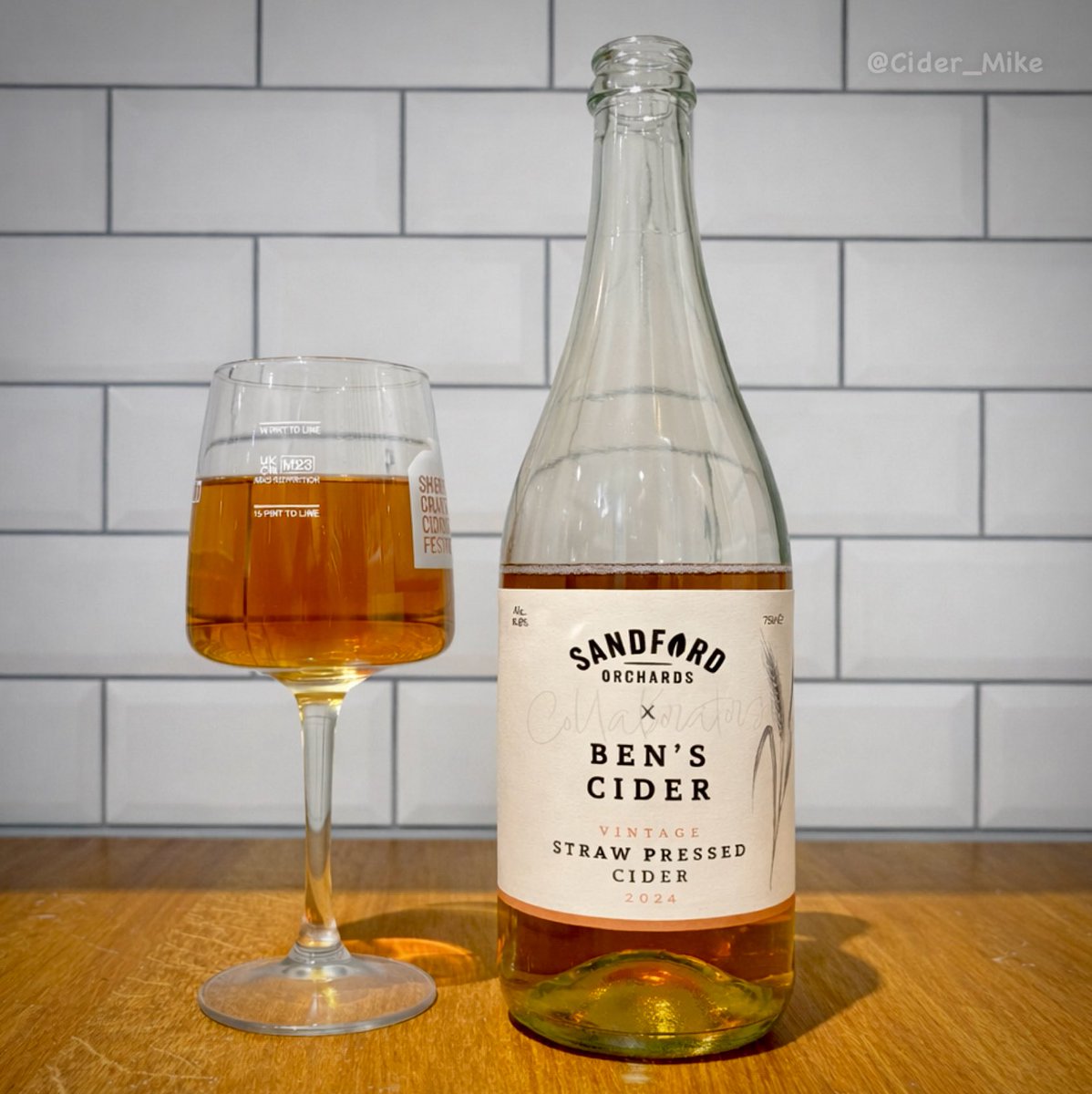 Cider_Mike's tweet photo. Ben Collins on swapping Top Gear Stig persona for cider https://t.co/67gLShpl17
#cidernews #devoncider #ukcider #sandfordorchards #realcider https://t.co/63nrDbzJ87