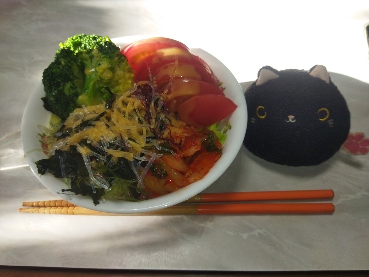 nelf_cat's tweet photo. 朝さらだ🥗🐱
キャベさらだ🥗、🥦、トマト🍅
海藻とキムチ🌶️
今日は昼は外だし軽め(⁠.⁠ ⁠❛⁠ ⁠ᴗ⁠ ⁠❛⁠.⁠)
ｲﾀﾀﾞｷﾏｰｽ(⁠ ⁠╹⁠▽⁠╹⁠ ⁠) https://t.co/TY7U0ZmPpD