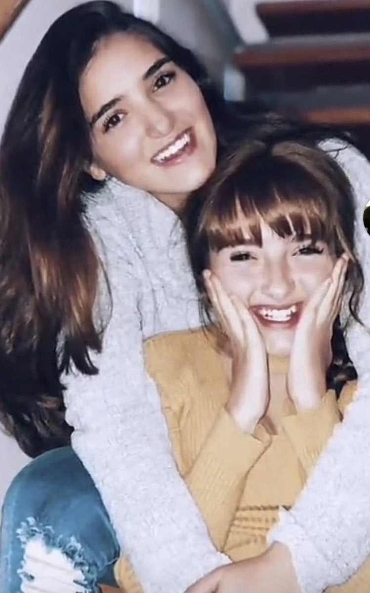 GAngelaAitanaEH's tweet photo. Si la memoria no me falla hoy es cumpleaños de Ash ✨🎂

Gracias por ser esa hermana mayor que acompaña, cuida y celebra cada logro de Elaine con tanto amor 🥺

Par de bonitas 🤍🤏🏻 https://t.co/9S2jsPlL1R