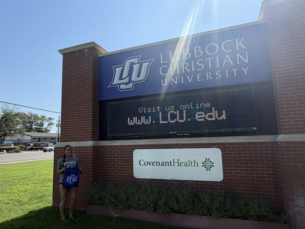 GracelynneSpain's tweet photo. Had a great time at the Lubbock Christian University camp! Loved being on campus and getting to meet the coaches and players. Grateful for the experience and excited to keep growing on my journey to collegiate softball GO CHAPS 💙❤️ #uncommitted #2028graduate https://t.co/MB9ymdMM6M