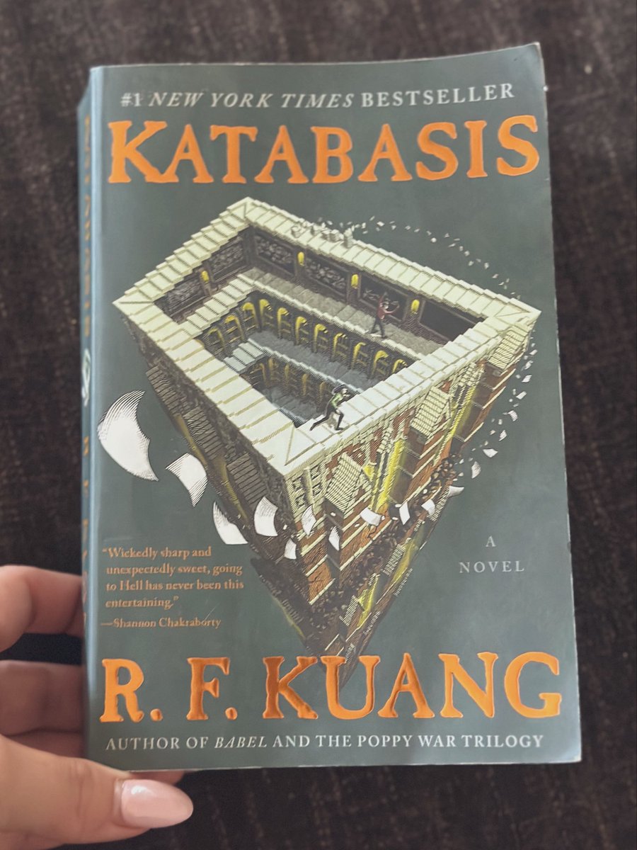 kuhlinuh's tweet photo. halfway through and I’m lost for words. 

might be book for the year for me🤎💫🎀 https://t.co/L70X5FIdAi