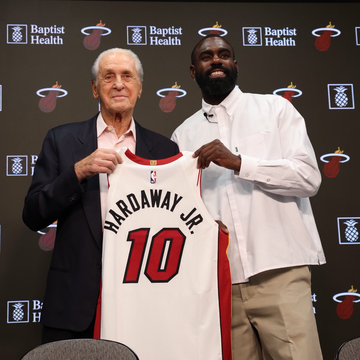 Dani97vc's tweet photo. The legacy continues... @T_HardJR 🌴🔥 https://t.co/9uO4MrReXR