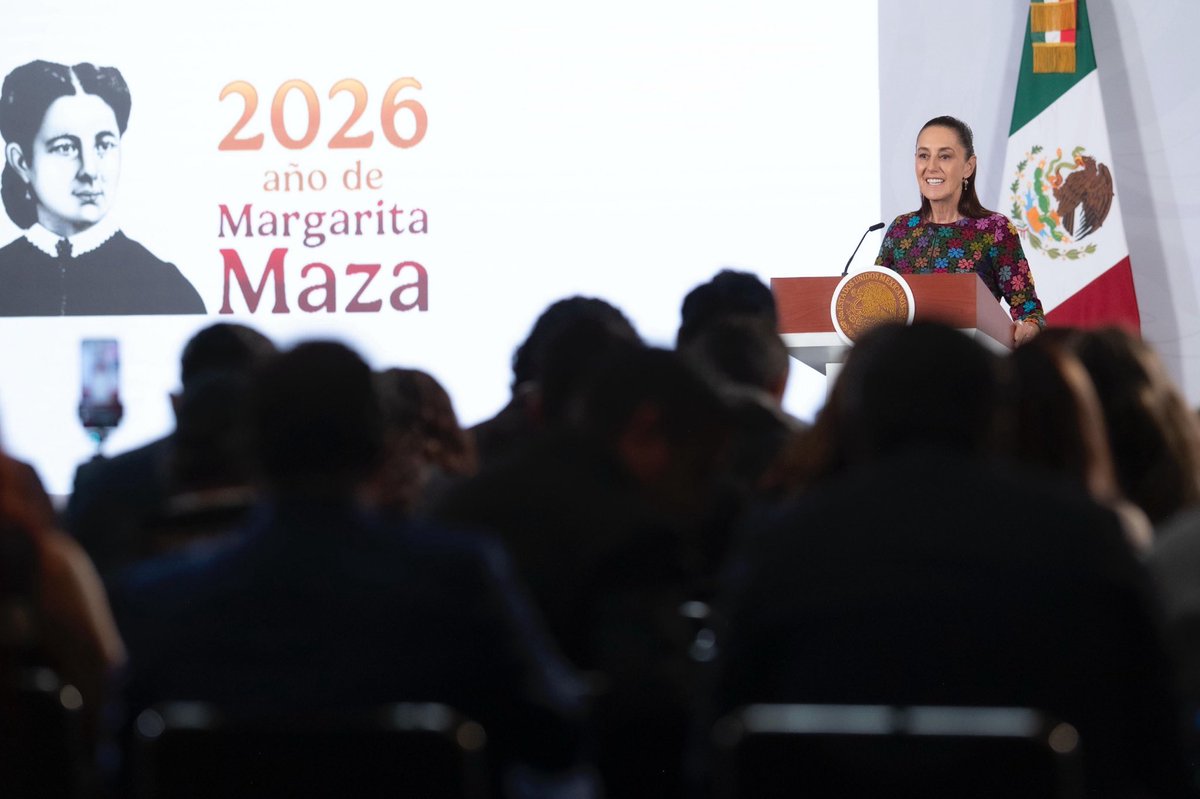 GobiernoMX's tweet photo. #MañaneraDelPueblo | La presidenta @Claudiashein informa que México se ubica entre los 10 países con más inversión extranjera directa (IED).

Además, ocupa el primer lugar de OCDE con más incrementos a salarios desde 2018, y registra récord en creación de 22.7 millones de empleos formales en junio 2026.
