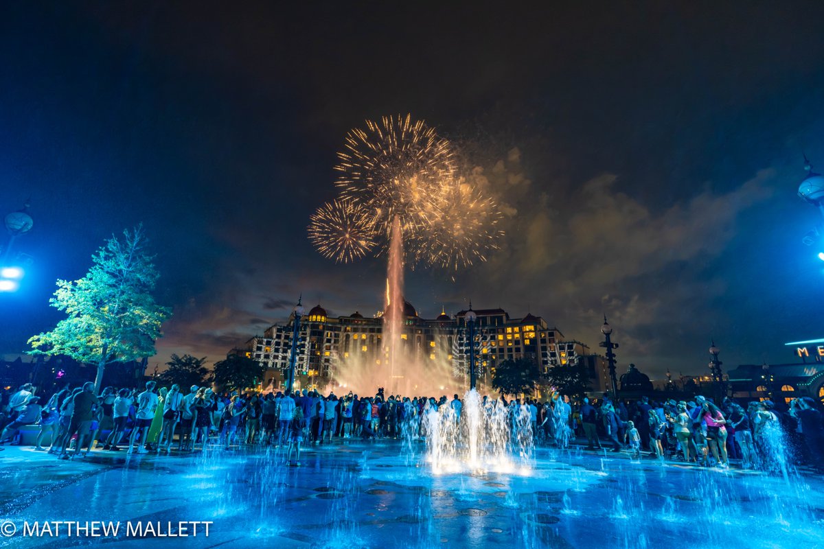 1936matt's tweet photo. Launch Of "Universal Celestial Goodnight" at Epic Universe in Orlando last night. Amazing place and amazing show. @UniversalORL @VisitOrlando @UniversalPics @SonyUK #fireworks #orlando #themeparks #photography https://t.co/w9UsXpT3lP