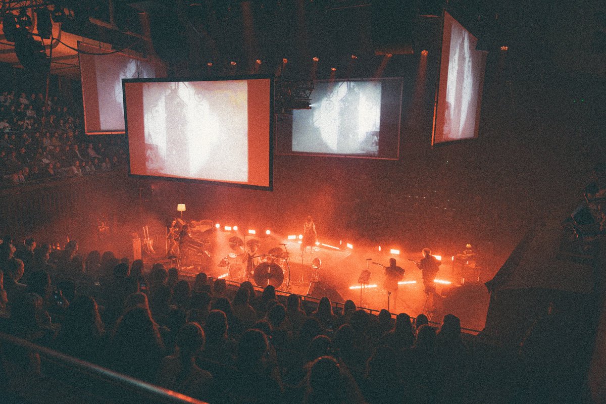 mitskileaks's tweet photo. EU/UK/AUS on film by Lexie Alley https://t.co/X2JIBUnp1J