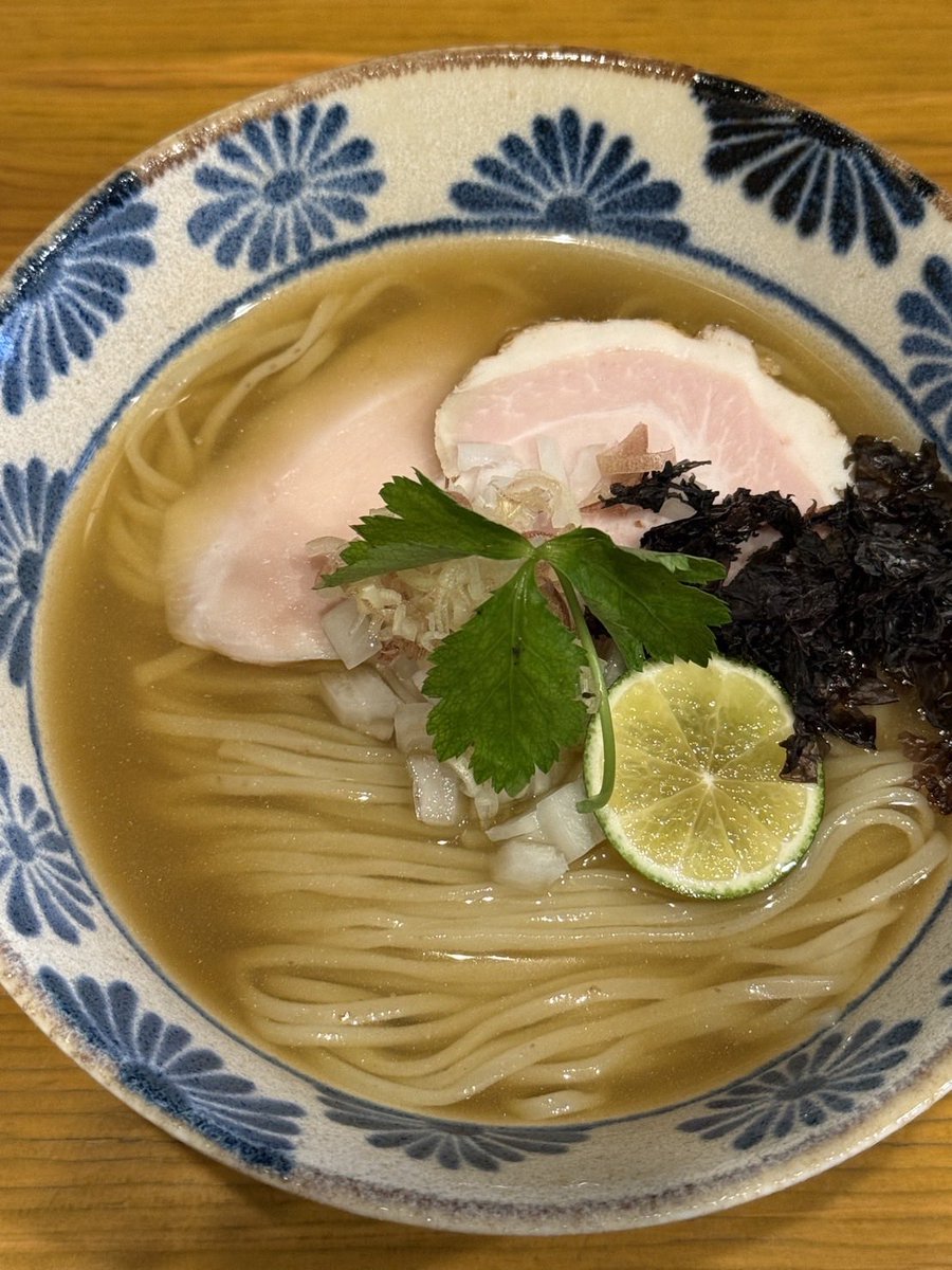 marco_ramen's tweet photo. おはようございます！
本日営業致します！
冷やし煮干しらーめん沢山ご用意しております！
冷たいトロロぶっかけ、モツニラー麺は麺が届き次第ご提供させて頂きますのでまたポストさせて頂きます。
それでは本日も7時から15時の通し営業でよろしくお願い致します☺️ https://t.co/SNk3XP1cXP