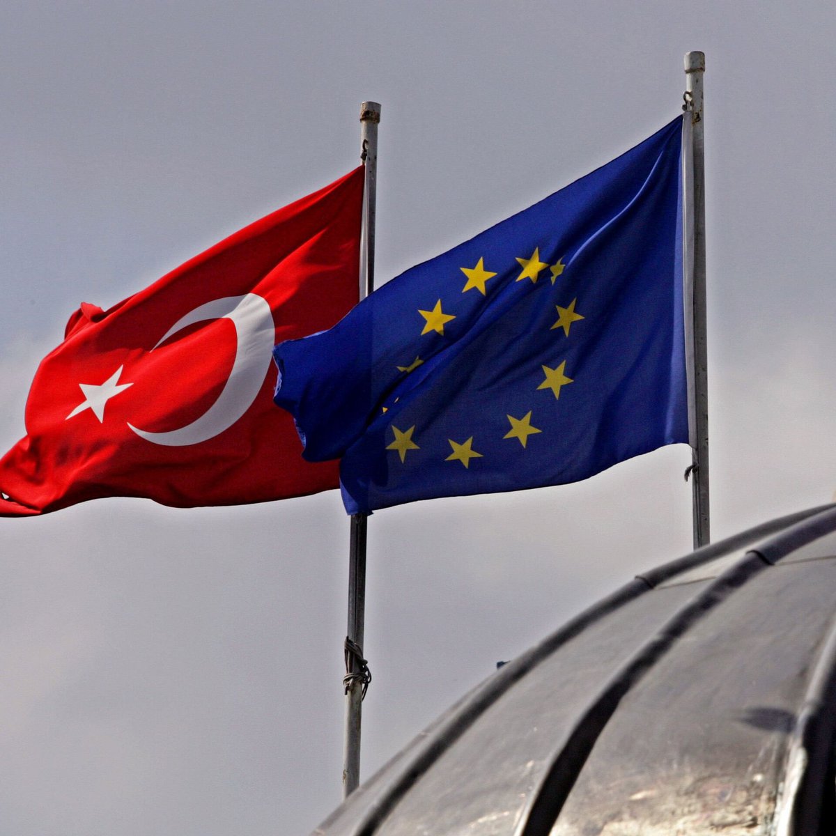 BitigHaber's tweet photo. Cumhurbaşkanı Erdoğan: (AB üyeliği)

"Türkiye'ye 53 yıllık bir beklenti,

'Artık bu zulümden Türkiye'yi kurtarın' diyeceğiz kendilerine.

Temenni ederim ki artık kapıyı aralarlar."

Yago Sörloth Karısı Admira Wacker Mason Greenwood #bist100 ABD Başkanı Trump NATO Ankara Zirvesi Çankaya Köşkü'nde Greenwood Fenerbahçe NATO Zirvesi'nde #sonuç #HasretBitsinReisGelsin