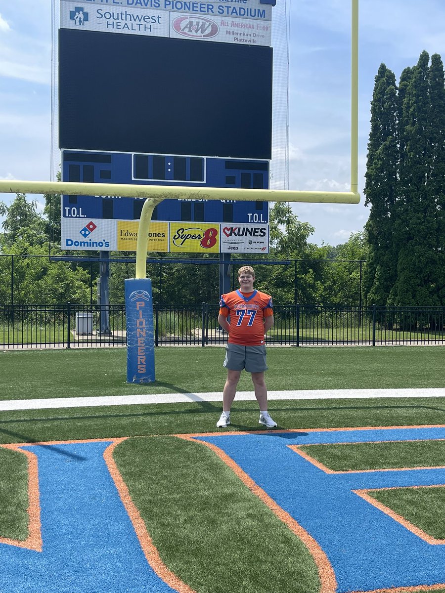 GStrath77_'s tweet photo. Had a great time at Platteville today for a Junior Day visit! Thank you to @Allenbt29, @Ryan_Munz and the rest of the Platteville Coaching staff for having me out! I really enjoyed my time and look forward to coming back to Platteville soon! https://t.co/kvqD92O9l8