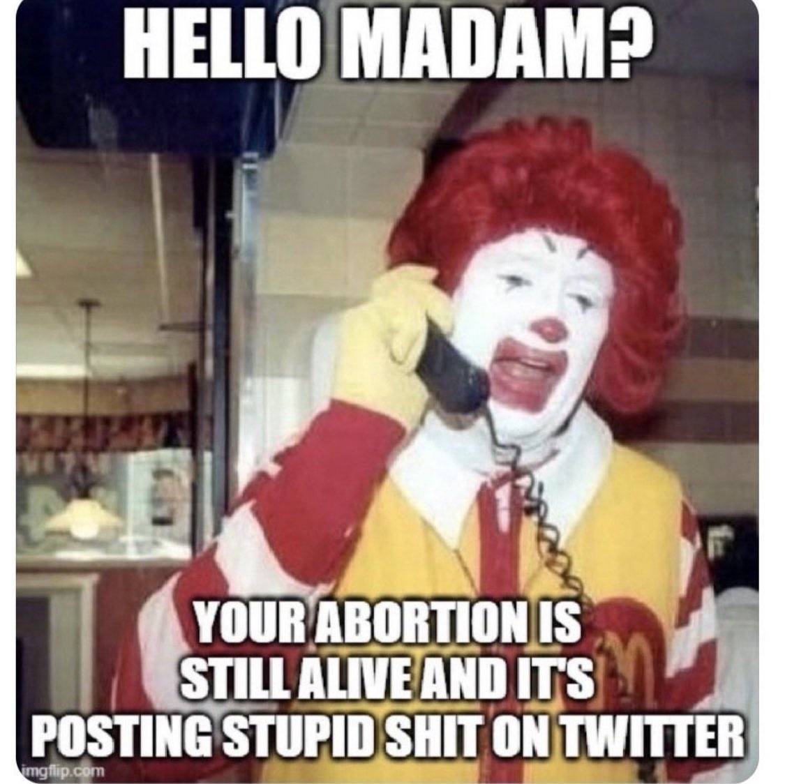 Lil43487735's tweet photo. @FenrissonSimon @ByteStix Dont be mad. You into dudes anyways so clearly girls isnt in your feed regardless. Clearly parents disowned you long ago. https://t.co/R4J54kce8e