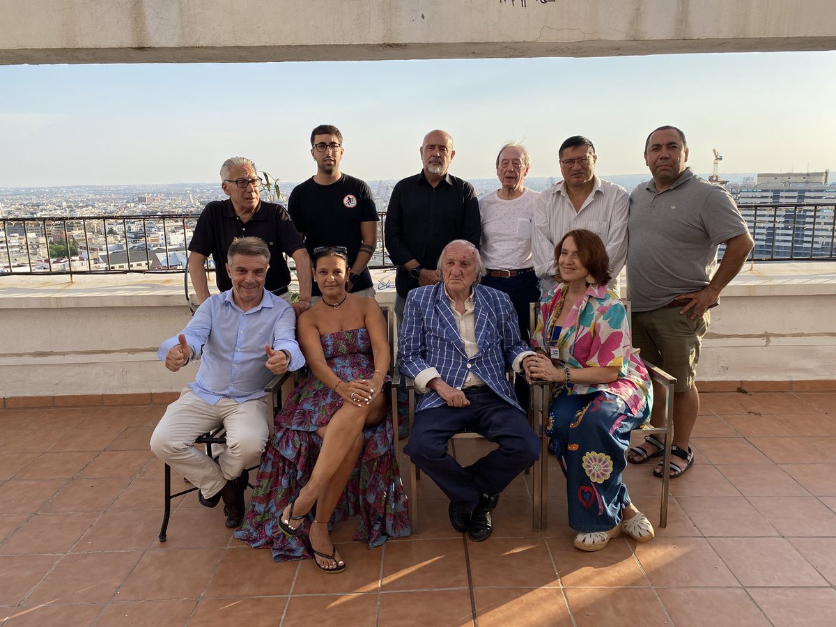 CANAL33's tweet photo. Despedimos la temporada de ‘Caliente y frio’ en @RadioIntercon 

En septiembre también regresarán ‘Territorio viajero’, ‘Filtro cultural’, ‘Hablemos de adicción’, ‘Aquí latinos’, ‘Creaciones primigenias’ y ‘Despiertamente’

95.4 y 107.8 FM

Y https://t.co/ngIzneaUsZ https://t.co/3ZjHRH6XpG