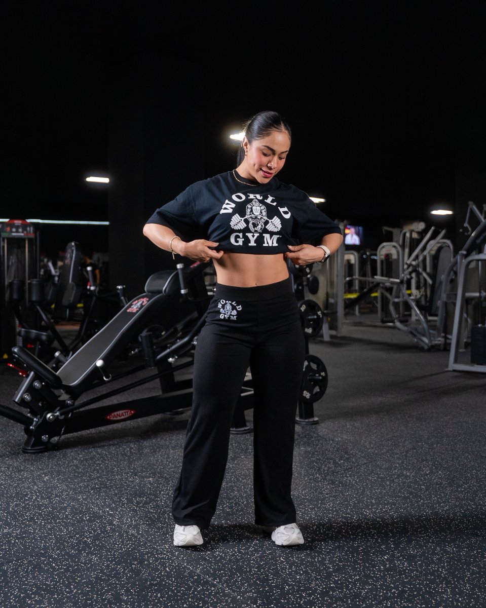 WorldGymMexico's tweet photo. Tu próxima mejor versión no empieza el lunes… empieza el día que encuentras un lugar donde entrenar se vuelve la mejor parte de tu día 🔥

See you at World Gym 🦍🌎
Where Champions Are Made

#WorldGym #WhereChampionsAreMade #worldgymmexico #officialworldgymathlete https://t.co/Tq87eFkZmf