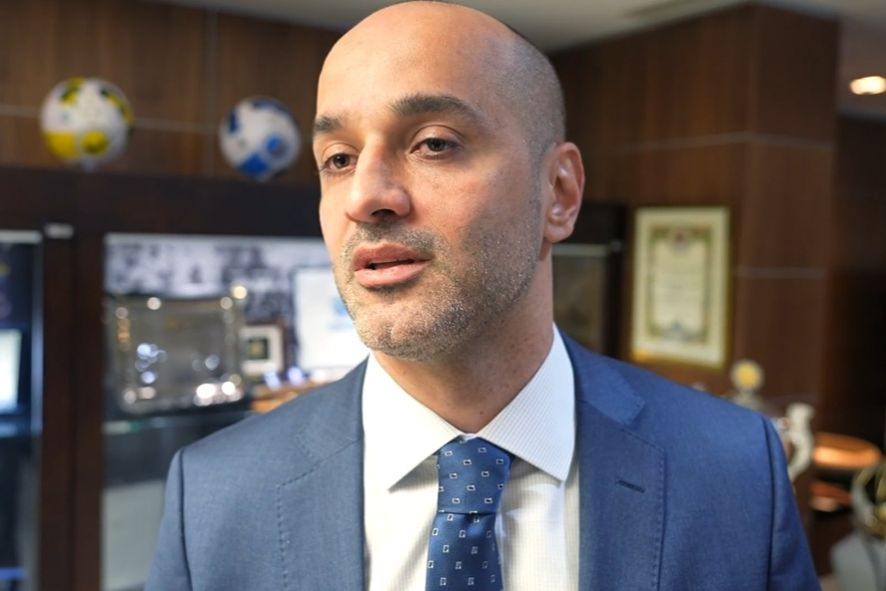 republiqueBRA's tweet photo. 💫 🇧🇷 Sem chance de Samir Xaud disputar um novo mandato à Presidência da CBF em 2028, Francisco Mendes, filho do ministro Gilmar Mendes (STF), desponta como favorito para a sucessão; mesmo sem ocupar cargo executivo na entidade, ele é o homem mais poderoso da CBF. https://t.co/wLh9Ex3vS9
