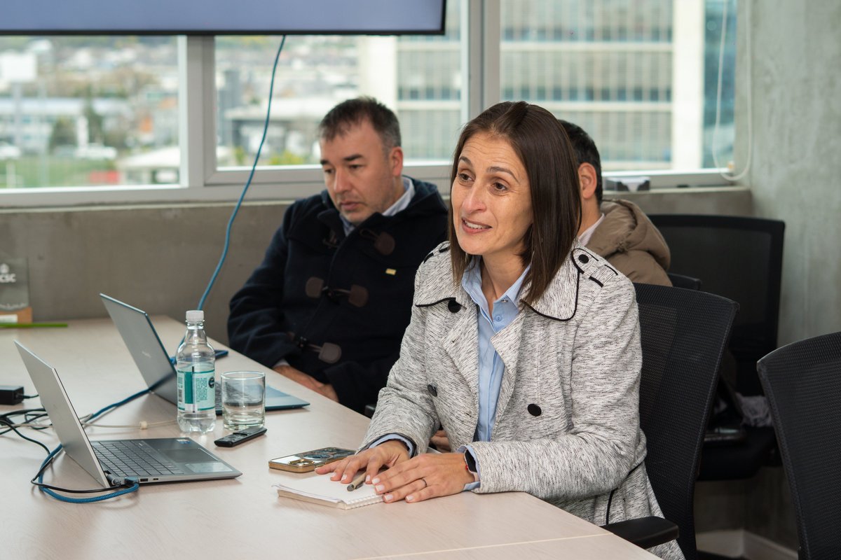 ucscconcepcion's tweet photo. 🔴 Nuestra Universidad recibió la visita protocolar del nuevo Director Ejecutivo de @fomentobiobio, James Argo, en la que conoció las capacidades del Centro de Energía UCSC y las iniciativas que la Universidad desarrolla en investigación e innovación. https://t.co/NvoA0Ob240