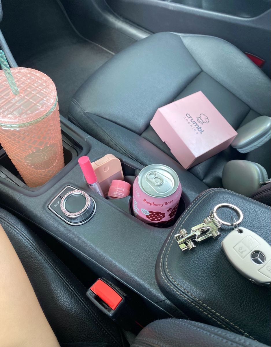 nyliava's tweet photo. how i love being a girl🎀 https://t.co/CTunMZQyNU