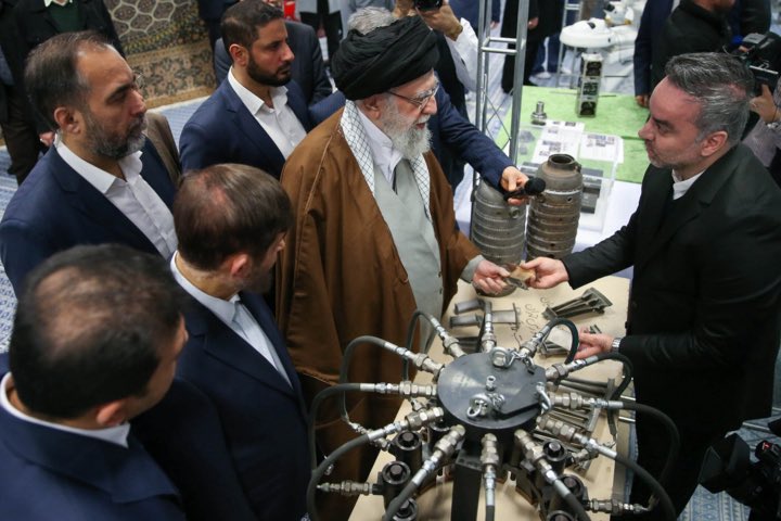 IranFirst_PTV's tweet photo. ‼️Imam Khamenei viewed science and technology as the foundation of Iran’s independence, believing national power rests on knowledge and innovation.
He championed knowledge-based industries and commercialization of research as key to country’s long-term development.
#IranFirst https://t.co/l8zFvAqBl2