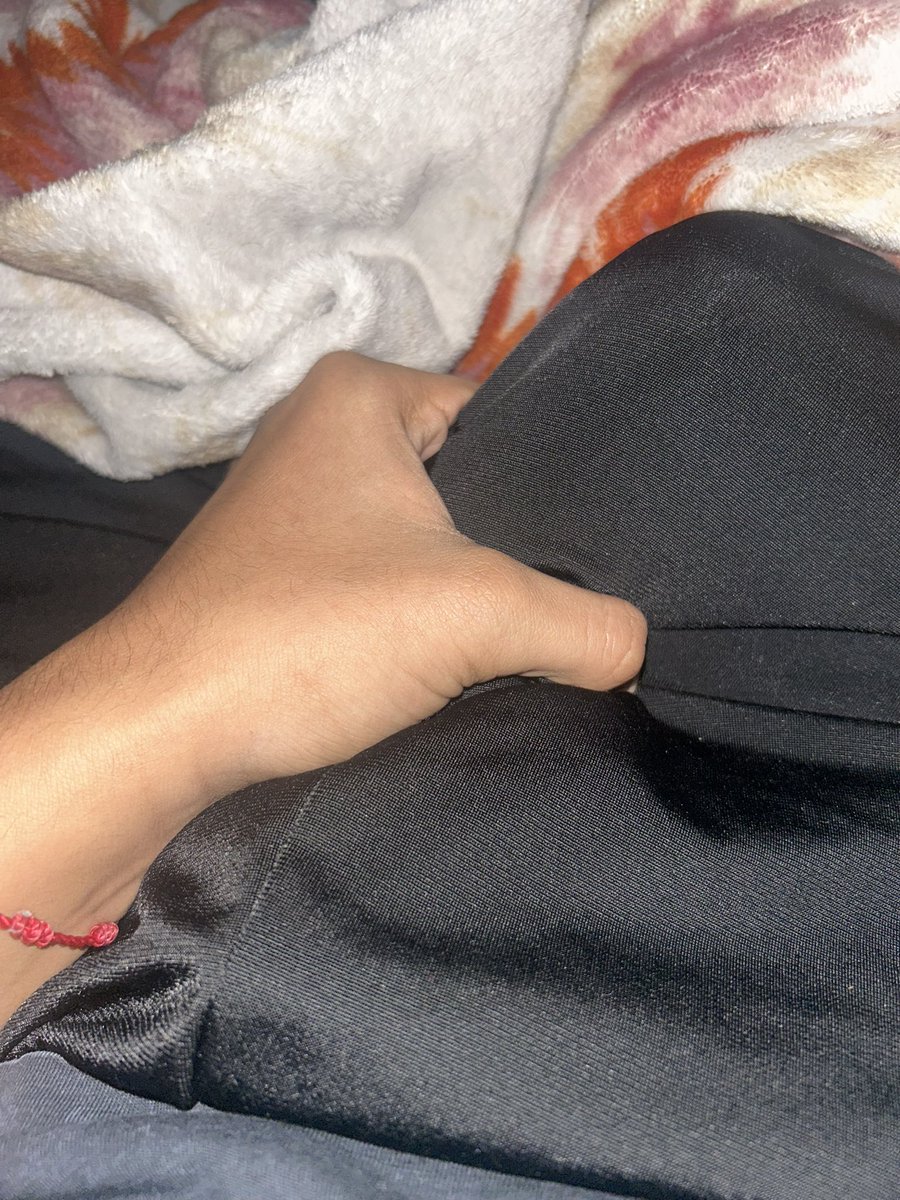 manux9gor's tweet photo. come and take care of this buldge #5incher its throbbing so much i cant resist it anymore #goon #goons #gooner #gooning #buldge #dick #cock #nut #cum #throbbingdick #5inchcock #5inchdick #dm dm me if u wanna see it https://t.co/mcB6cn4IQ6