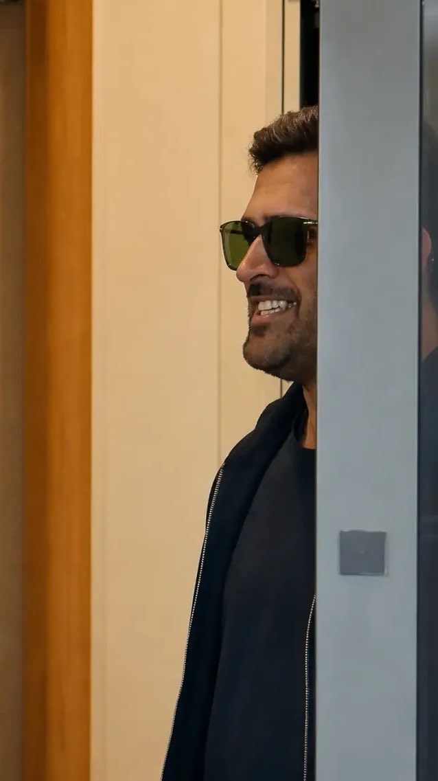 itzyash07's tweet photo. MS Dhoni is ageing like a fine wine ❤️🔥
#MSDhoni https://t.co/y1mLYJGB0N