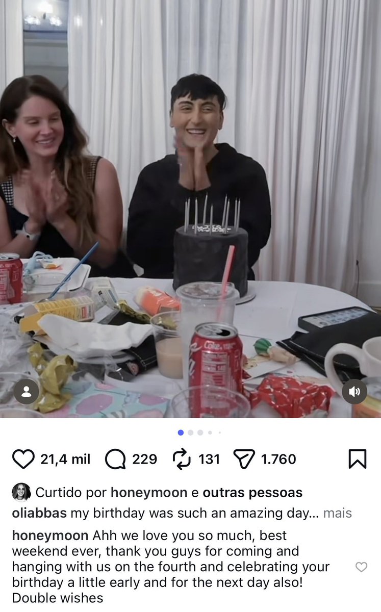 mareparts's tweet photo. ela querendo deixar claro que não foi no casamento da taylor e não sabendo como https://t.co/5LAYdigJj5