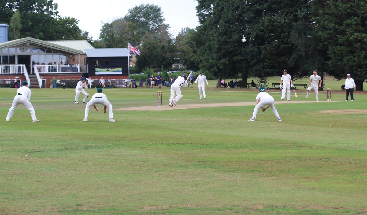 suffolkcricket's tweet photo. Just four days to go until Suffolk open their @NCCA_uk Cluberly Eastern Division One season versus Northumberland at @BuryStEdmundsCC on Sunday, start 11am.
Entrance is free, so come along and support your county.

@JLSCatering 
@nvplaycricket https://t.co/taLVyHtgHU