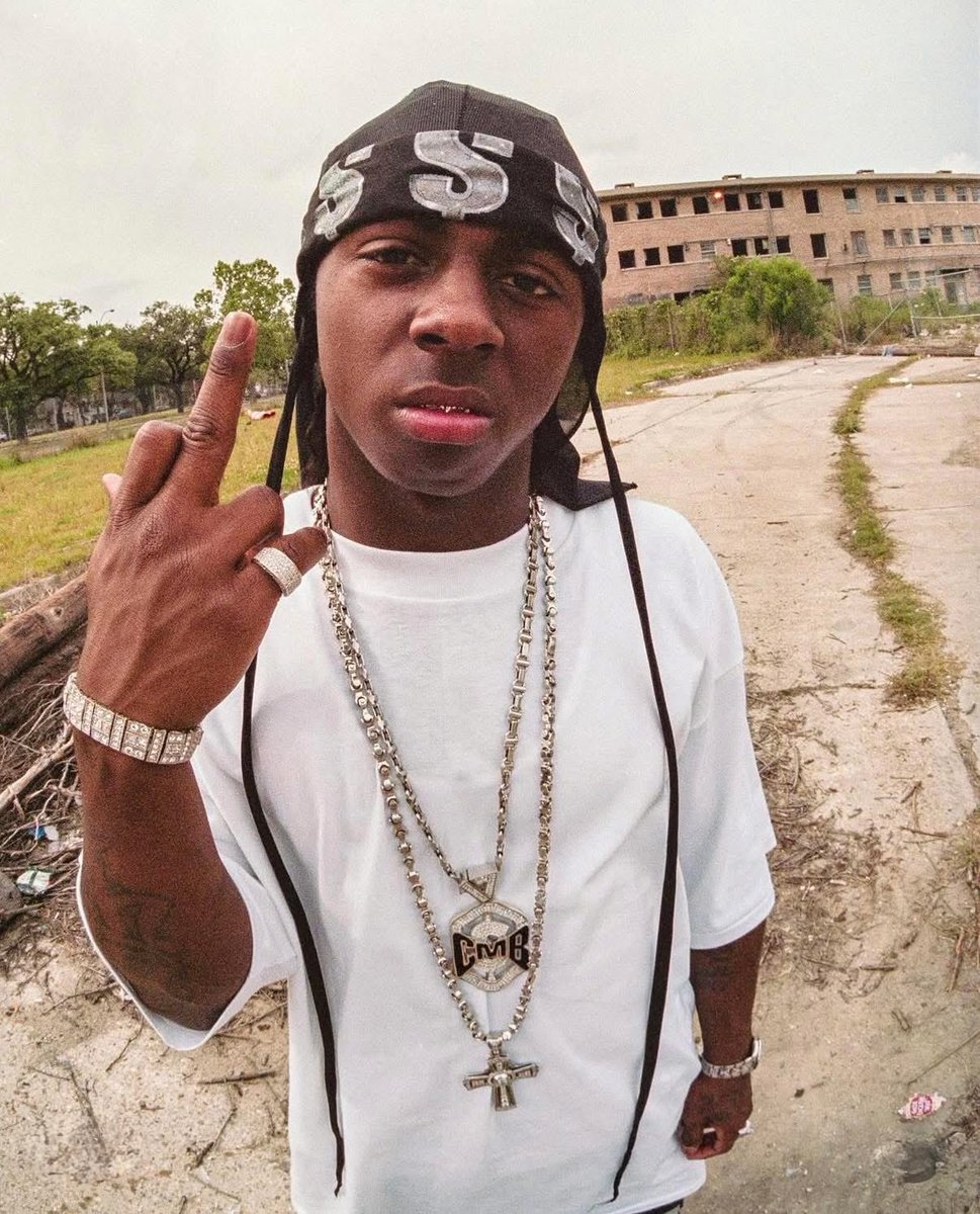 DatPiff's tweet photo. Hot Boys Weezy in 2010 https://t.co/dwDKlvbIFw