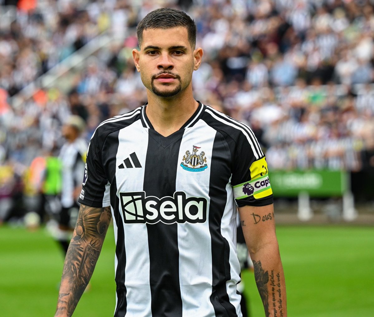 AFC__Xtra's tweet photo. 🚨BREAKING! 💣 

Arsenal are now preparing to submit a new offer to sign Bruno Guimarães. 🇧🇷 🌟 

ℹ️@SamiMokbel_BBC https://t.co/KI0QOGpe4n