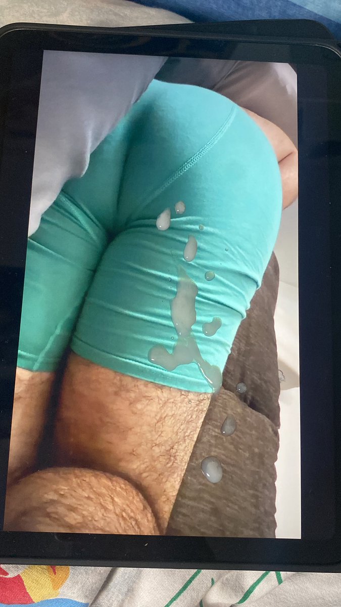 kraxxoa's tweet photo. another load to my dads ass 😵‍💫😵‍💫keep sending me shi like this https://t.co/iULnpYSqJ4