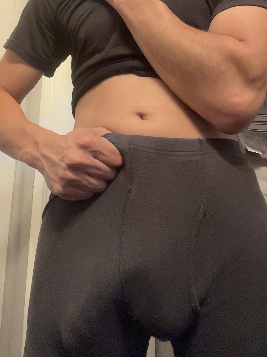 j_isbig's tweet photo. Bulge https://t.co/OHKV6z0Rj5