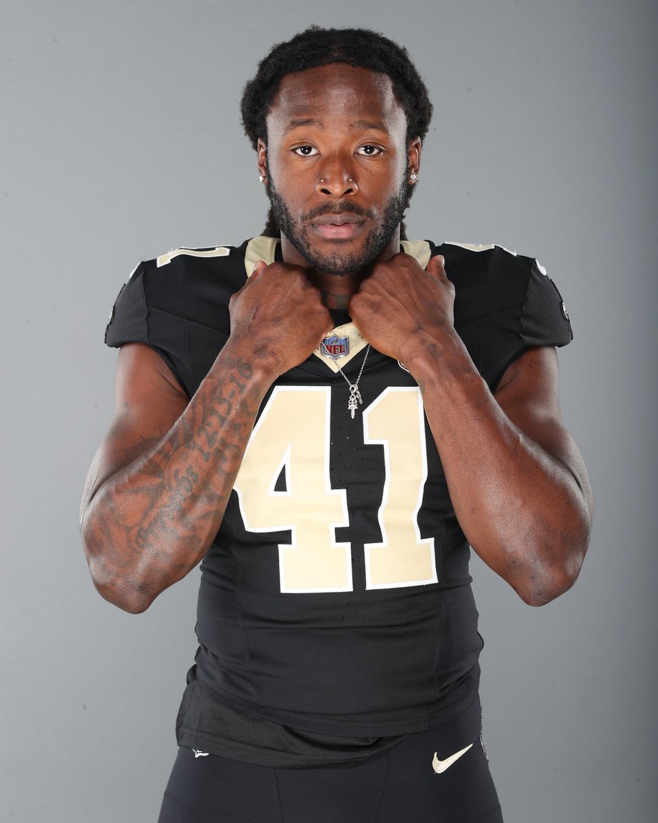 NFL's tweet photo. The @Saints RB room is looking tough 😤

@swaggy_t1 | @A_kamara6 https://t.co/VNrzeOOOZ9