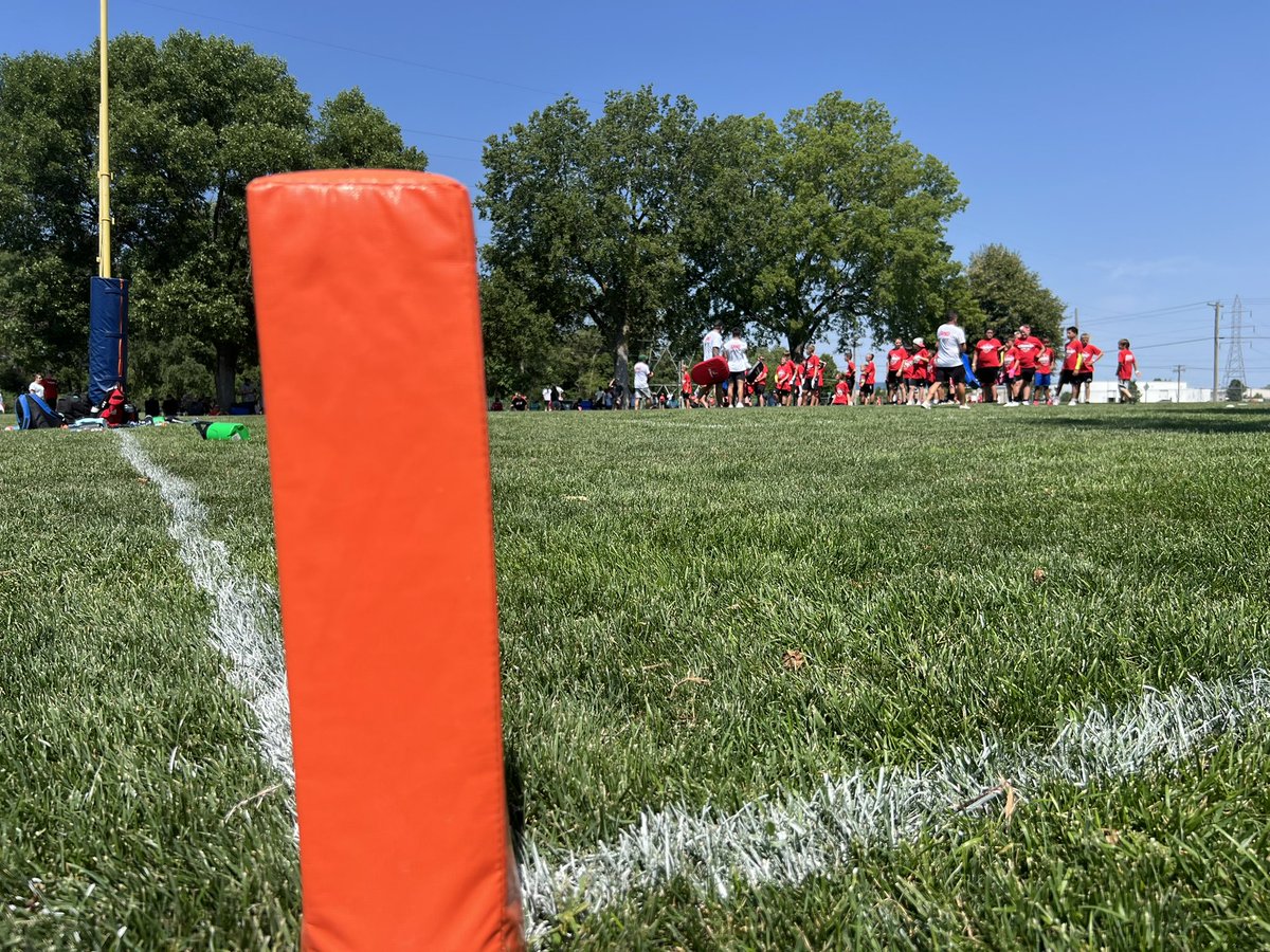 n8_johnson_'s tweet photo. Awesome scenes from today’s second annual Carriker Chronicles youth football camp! 

So many former #Huskers giving back to the Lincoln community. 

The day ended with special guest Tom Osborne addressing the camp, pretty special. 

@AdamCarriker94 | @Channel8ABC https://t.co/fo2RAH42yZ