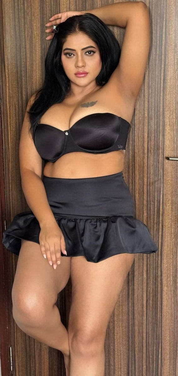 hornyabbayi16's tweet photo. #Reshuma hot perimem pic https://t.co/aUlS7BYGgC