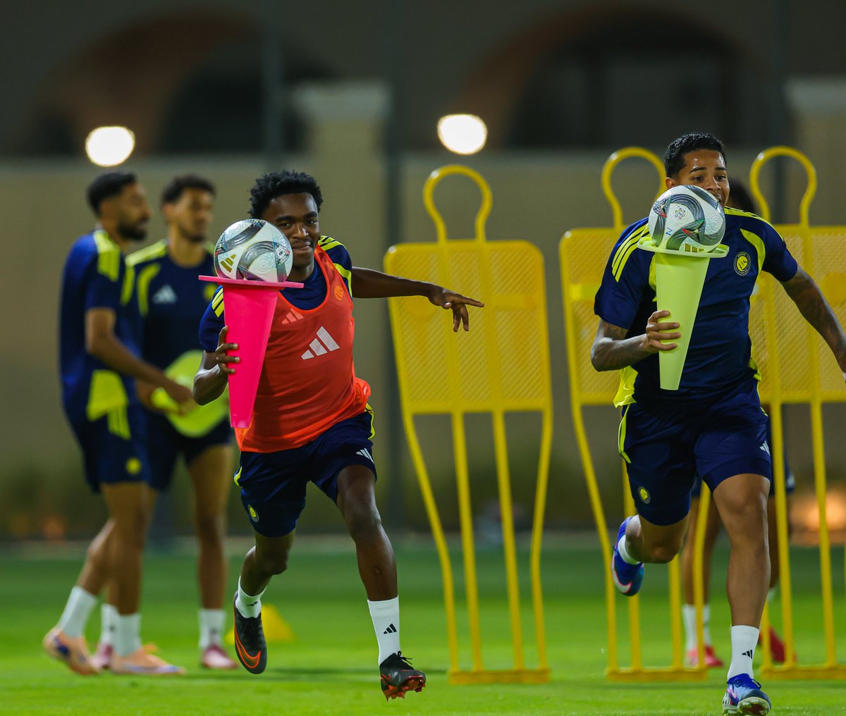 AlNassrFC's tweet photo. تحضيـرٌ يتواصـل للموسم الجديـد 💛 https://t.co/DBeXtdCn0L