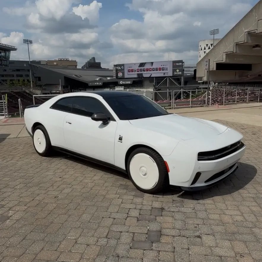 Haloblk_global's tweet photo. This is not AI.
This is not AI.
This is not AI.
Surprisingly fitting! It looks like a straight-up vehicle from the future.
#TESLA #EV #HALOBLK #DODGE https://t.co/GG8YrQyP6i