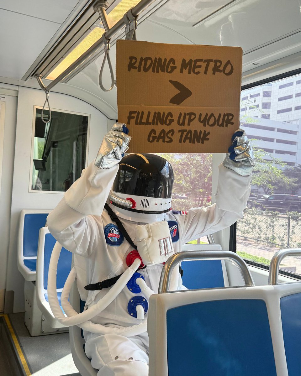 METROHouston's tweet photo. He said what he said. 🚇✋ A $1.25 ride beats a trip to the pump.

See how much you could save with METRO: https://t.co/gkWzHhM8Wc https://t.co/R2gPNXhDjx