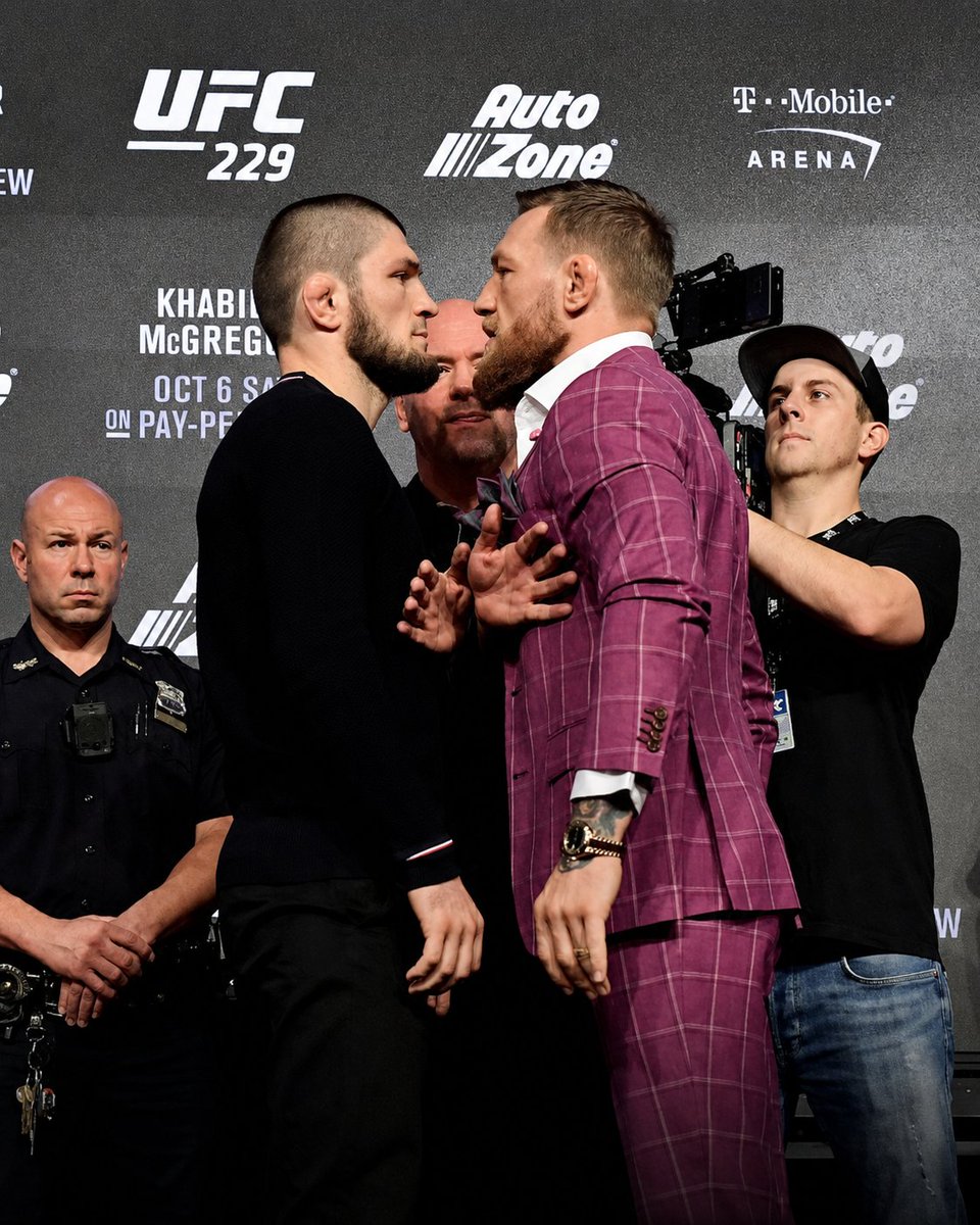 fightdigitale's tweet photo. 🚨 Conor McGregor, Khabib Nurmagomedov hakkında uzun bir açıklama yaptı ve sert eleştirilerde bulundu:

“Bu sporda hiçbir şey yapmadı. Ben onunla yattan gelip dövüştüm. Kötü şeyler yapıyordum, çok fazla parti yapıyordum. 2 yıldır dövüşmemiştim ve onunla 4 raunt geçirdim. Bu adam hiçbir şey.

Bu adamın hiç cesareti yok. Kariyerinin ilk yarısı, babasının düzenlediği, kimsenin bilmediği yerlerdeki etkinliklerde geçti. Nereden geldiklerini biliyorsunuz.”