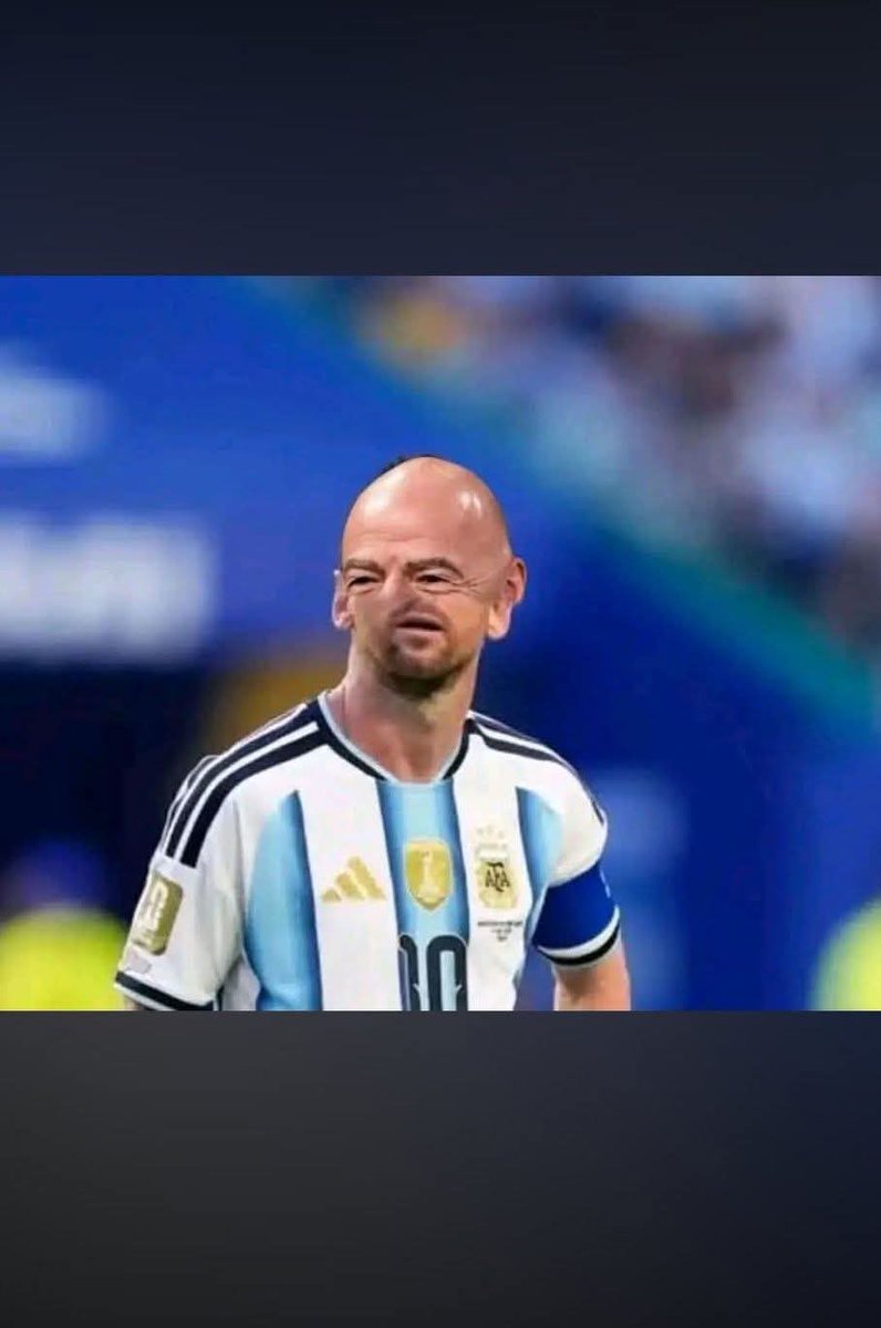 Bibiarifa88's tweet photo. @FabrizioRomano Any guess?😡 https://t.co/HRUZTXcZZG